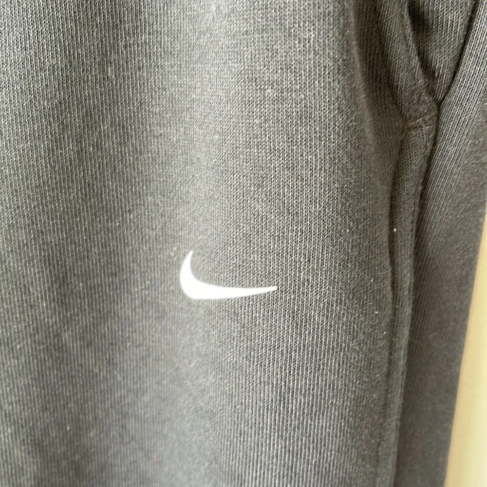 Brand✅ new plus size womens Nike joggers sz 1x - Picture 4 of 6